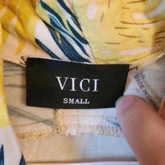 Vici Dress Kimono Style Dress/Coverup Size Small - Picture 5 of 9